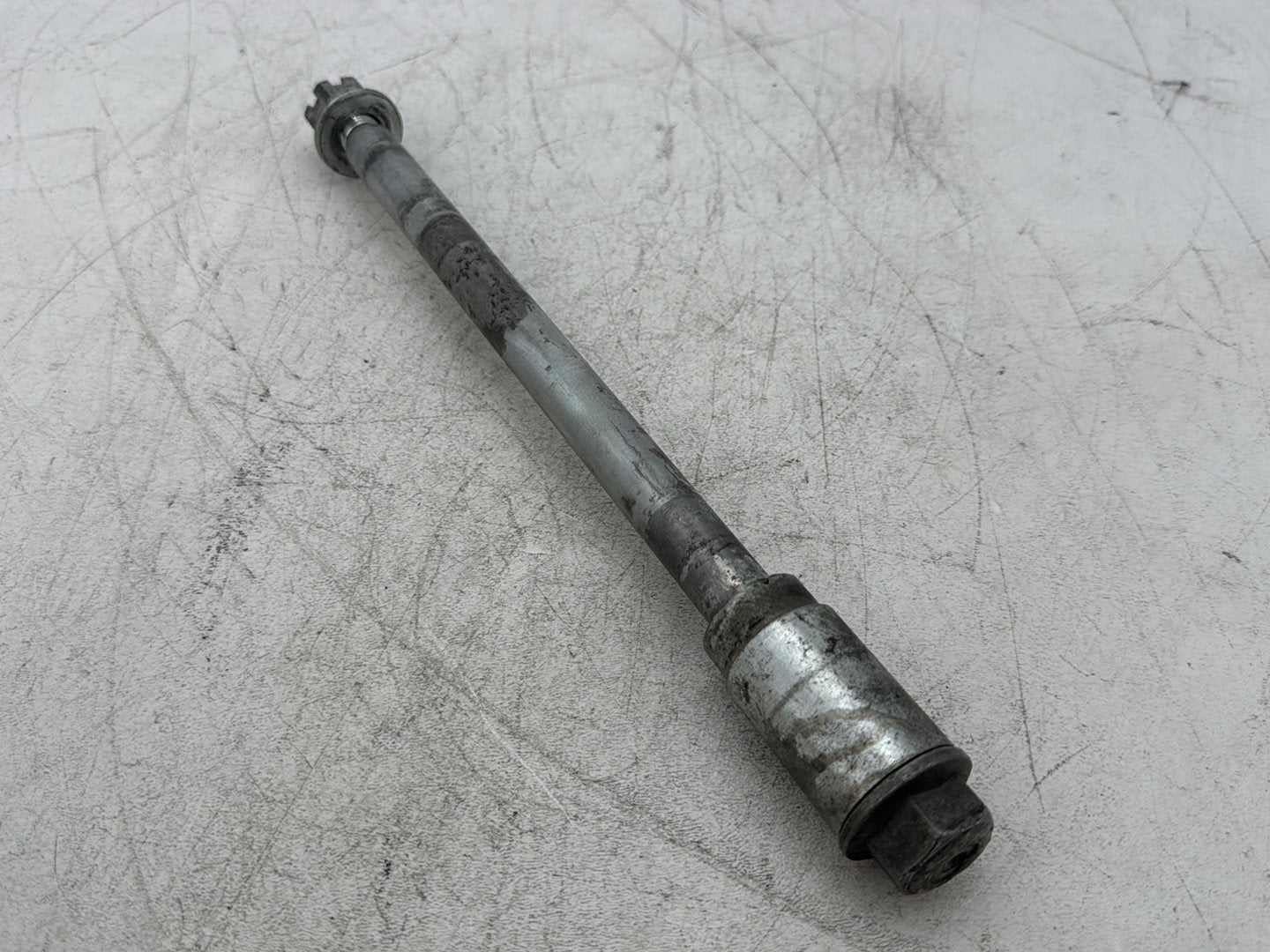 2003 Harley Dyna Wide Glide FXDWG OEM Front Wheel Axle Bolt Shaft