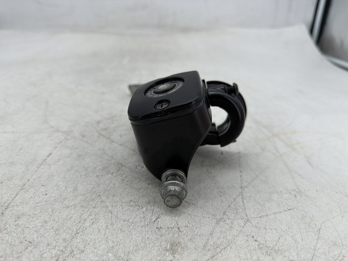 2001 Harley Fat Boy Softail FLSTF OEM Front Right Brake Lever Master Cylinder