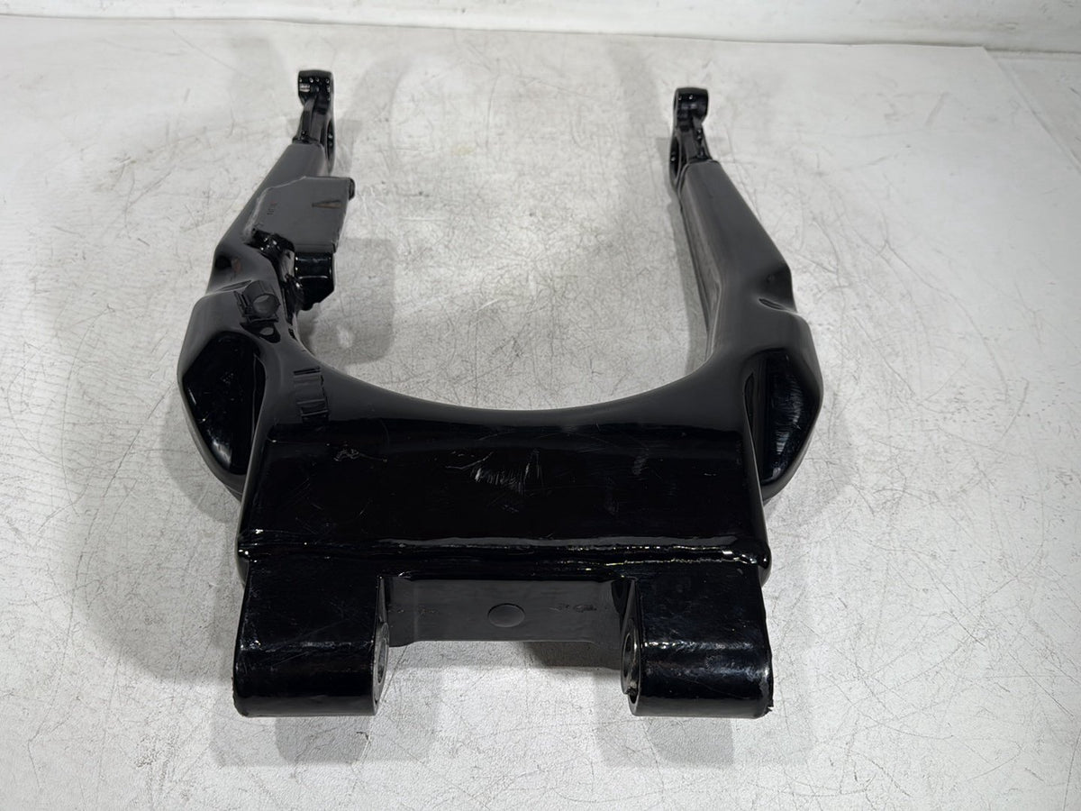 2018 Harley Road Glide Touring FLTRXS OEM Rear Fork Swingarm Swing Arm