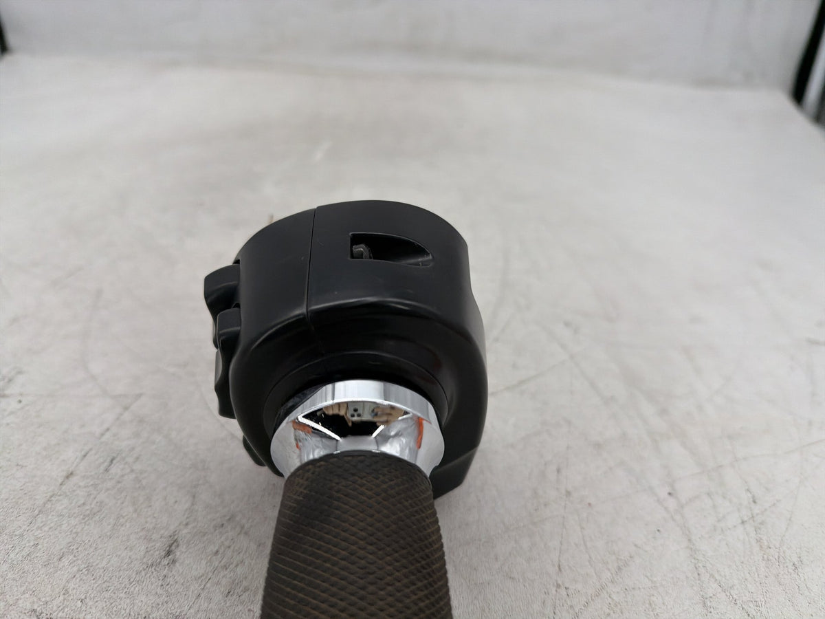 2015 Harley Electra Glide Touring OEM Right Engine Start Kill Switches Controls