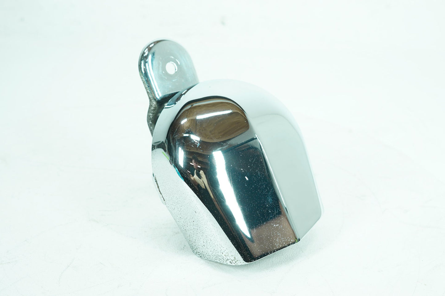 2000 - 2006 Harley-Davidson Softail Fat Boy Horn Signal Klaxon Chrome Cover 69012-93A