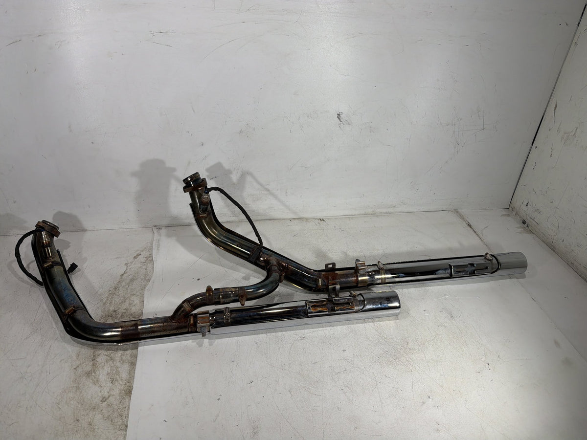 07 Harley Dyna Super Glide Exhaust Header Pipes Muffler Vance & Hines NO Bracket