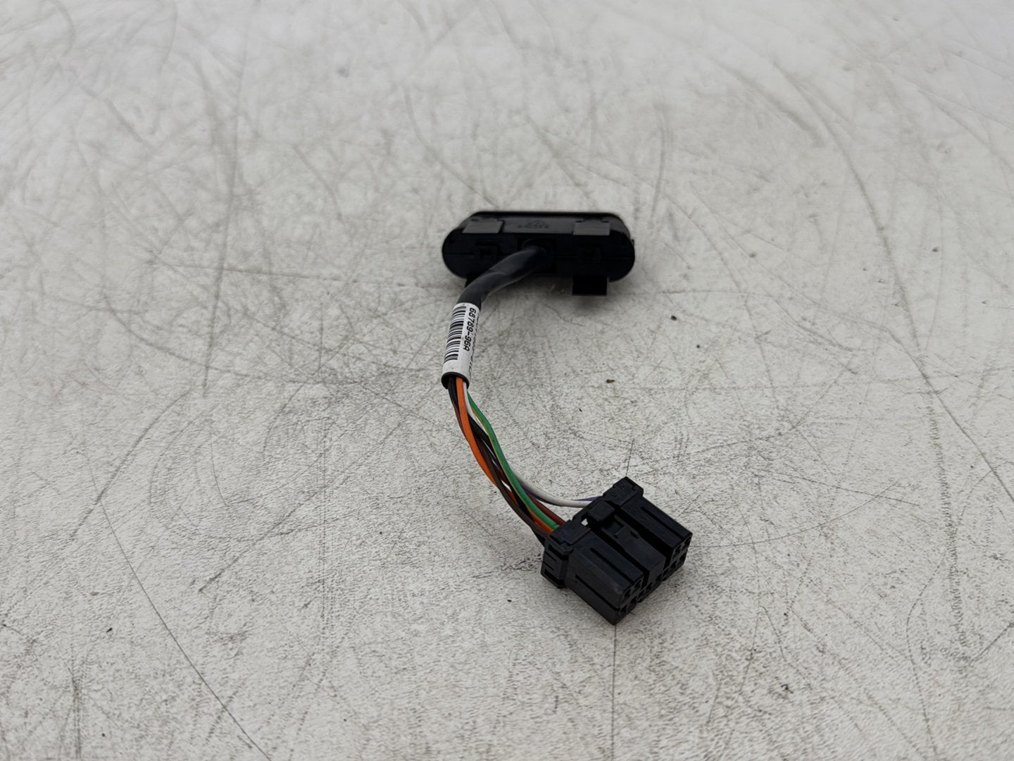 2011 Harley Street Glide Touring FLHX OEM Dash Indicator Lamp Wire Plug 68789-96A