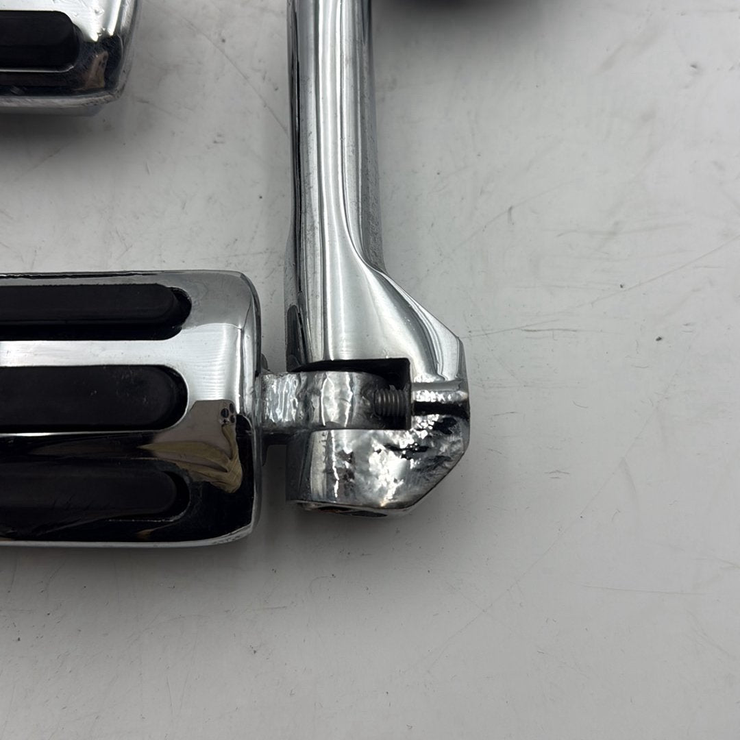 2007 - 2012 Harley-Davidson Touring Electra Glide Classic Front Right Left Highway Foot Pegs  50227-01