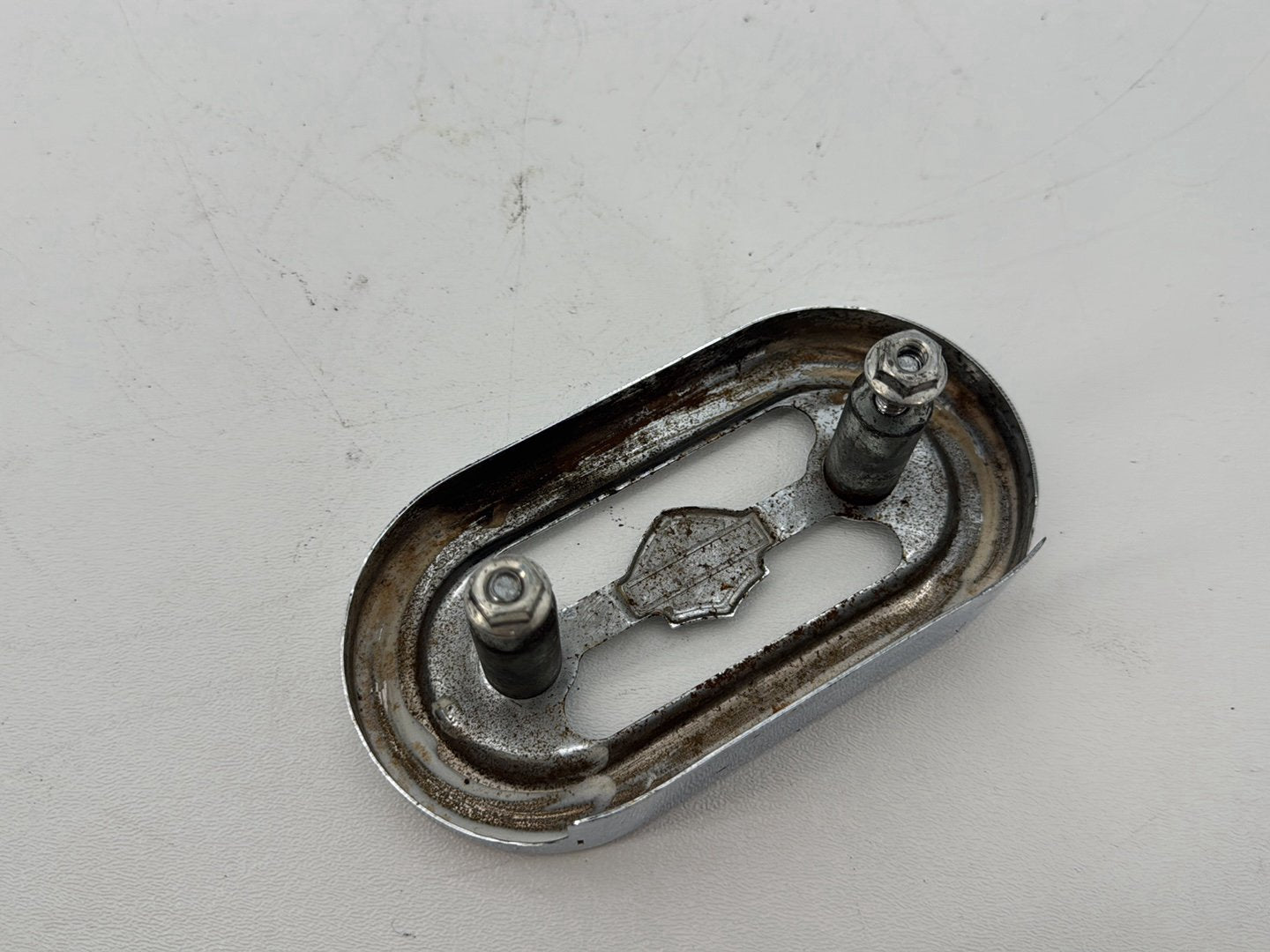 1999 - 2006 Harley-Davidson Dyna Low Rider Voltage Regulator Cover Guard 74518-99A