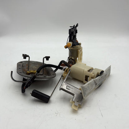 2007 - 2012 Harley-Davidson Dyna Street Bob Gas Gasoline Fuel Petrol Pump Sending  	61016-04B