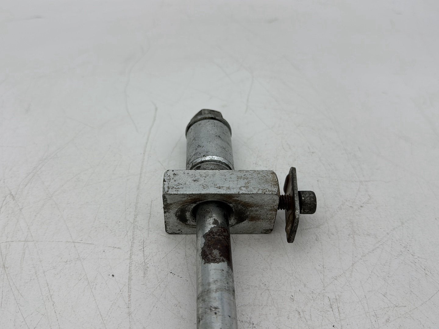 2002 Harley Dyna FXD Super Glide OEM Rear Wheel Axle Bolt Shaft