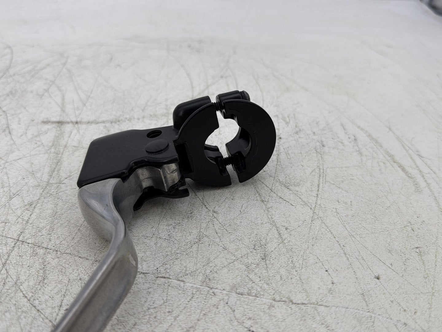 2012 Harley Street Glide Touring FLHX OEM Front Left Hand Clutch Control Lever