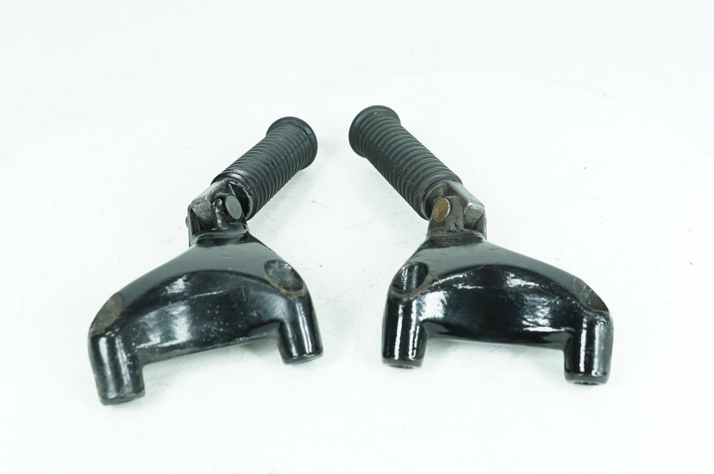 2004 - 2013 Harley-Davidson Sportster Custom Passenger Left & Right Foot Pegs  	49314-04