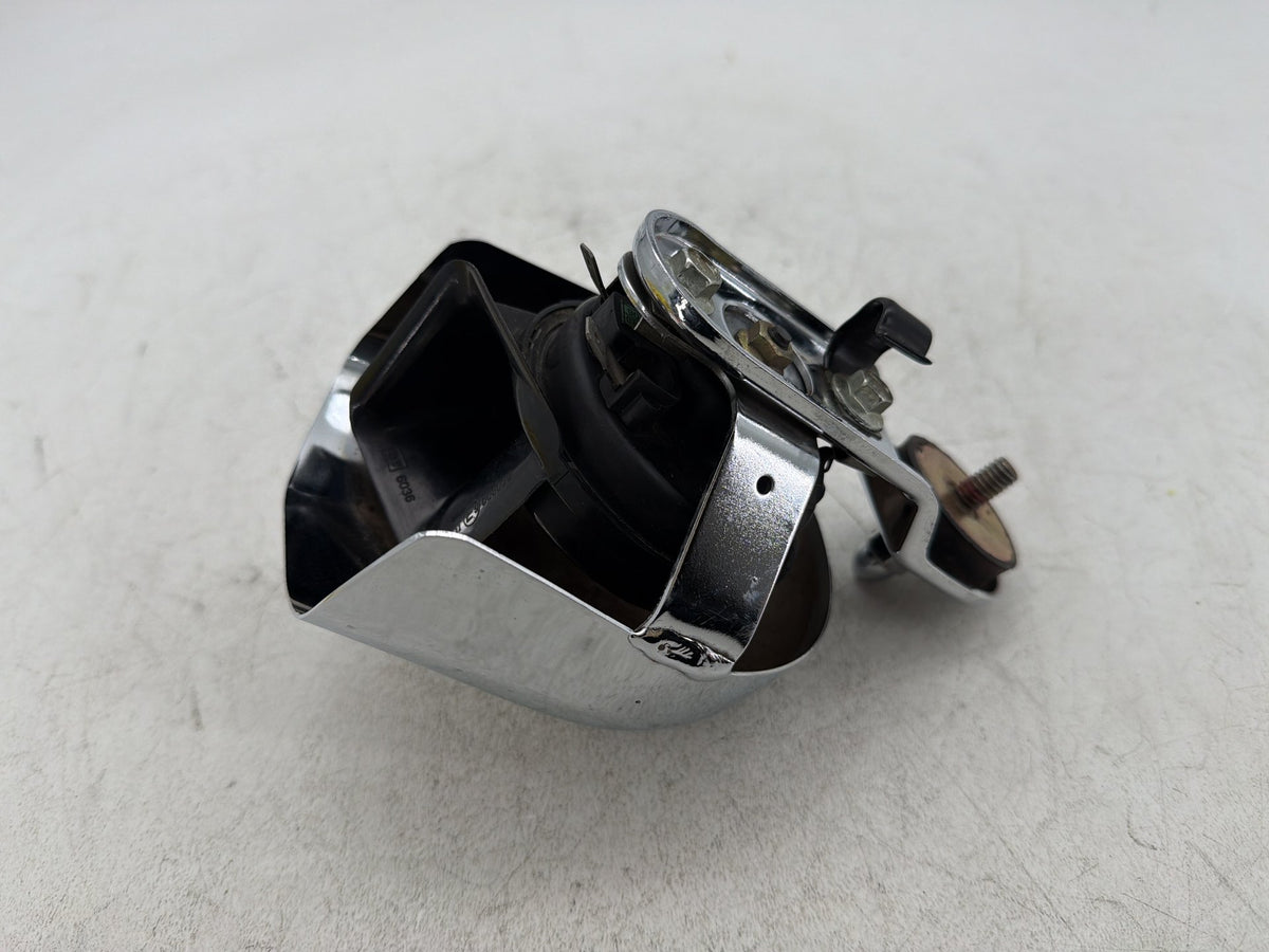 2007 Harley Electra Glide Touring CVO Eagle OEM Horn Signal Klaxon Chrome Cover