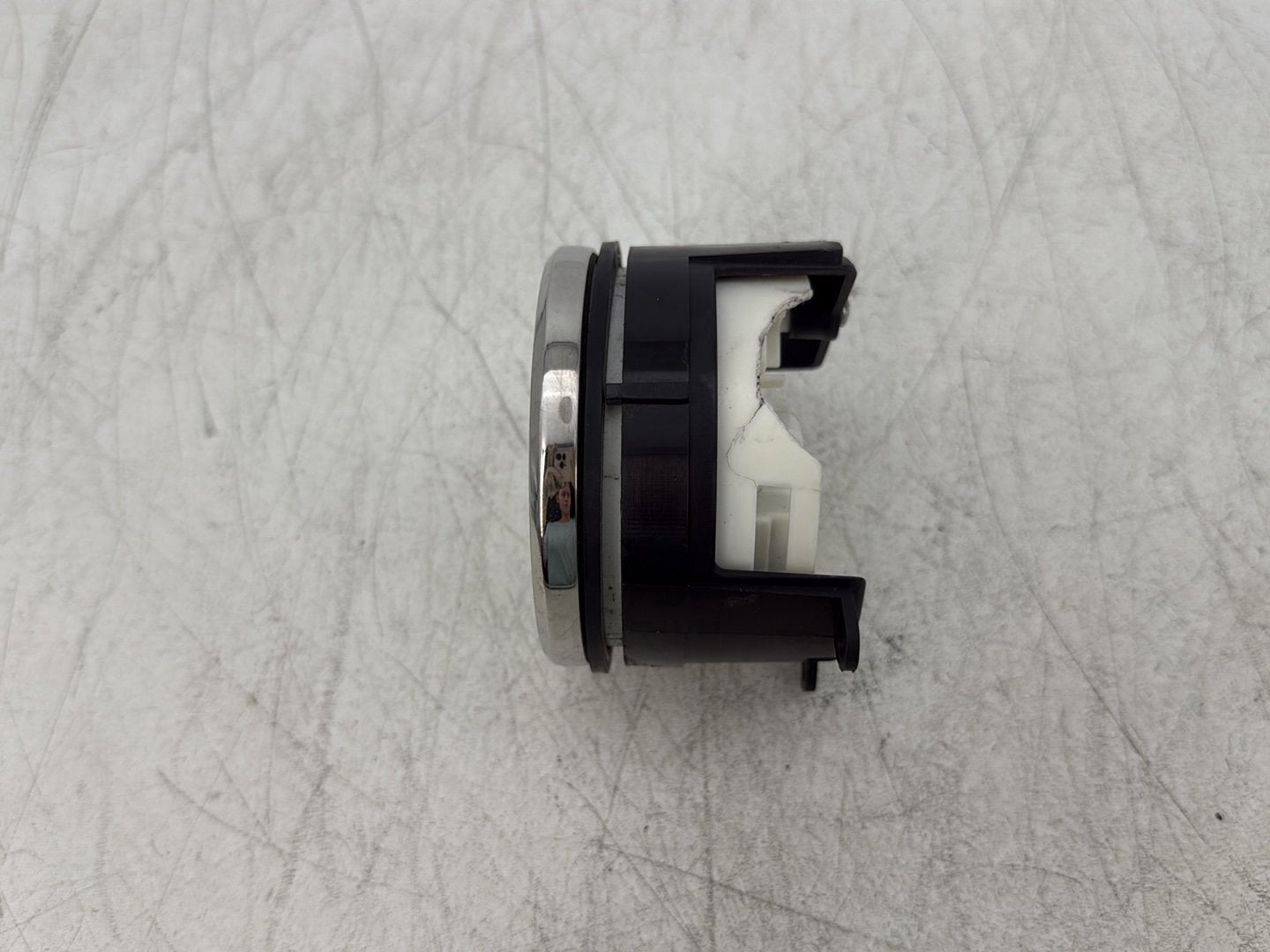 2011 Harley Street Glide Touring FLHX OEM Speedo Speedometer Gauge Cluster