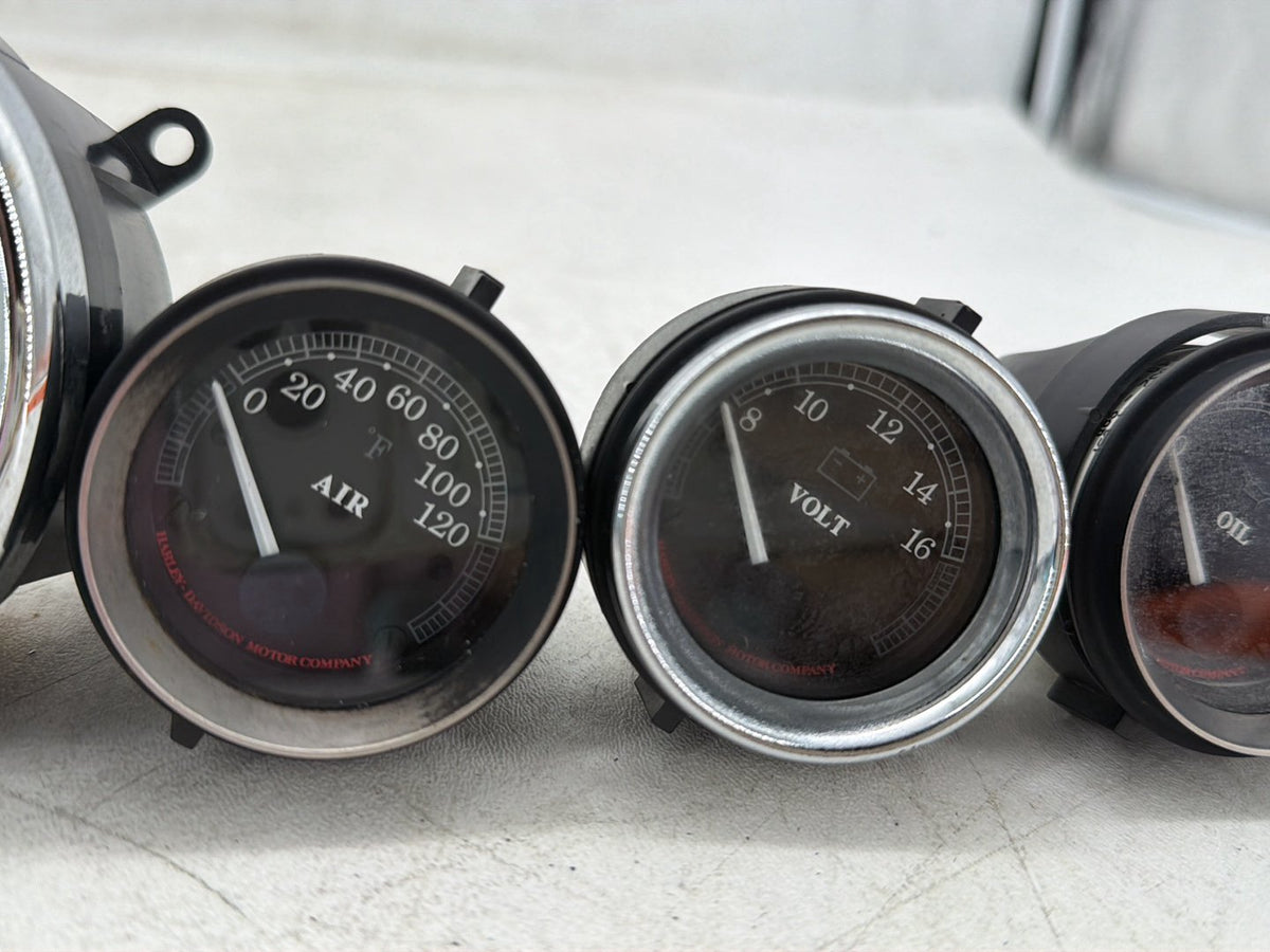 2006 Harley Electra Glide Touring Ultra FLHTCUI OEM Air Oil Volt Fuel Tacho Speedo Gauges