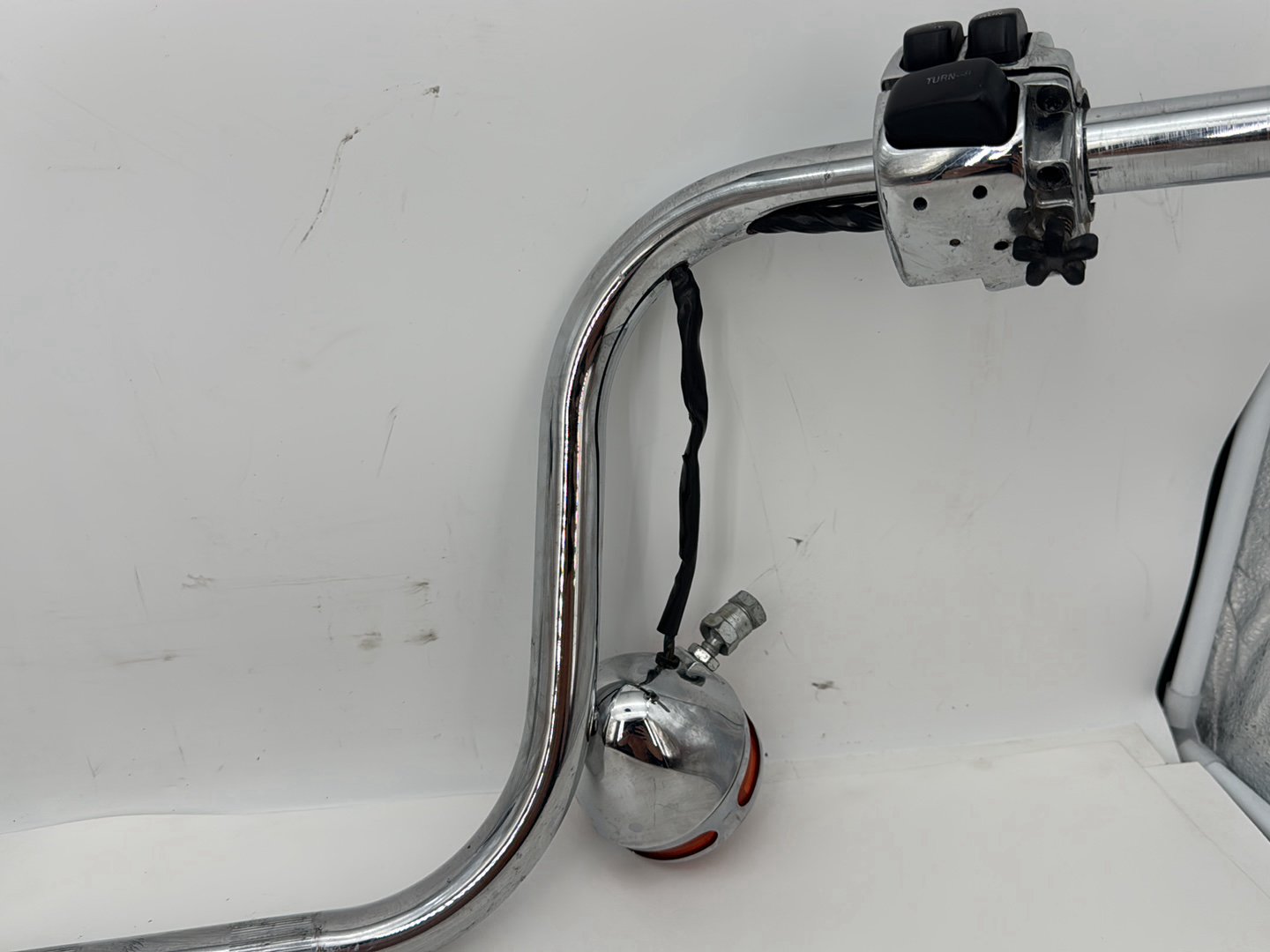 1999 - 2006 Harley-Davidson Dyna Wide Glide Handlebars Left Right Switches Controls 56079-93