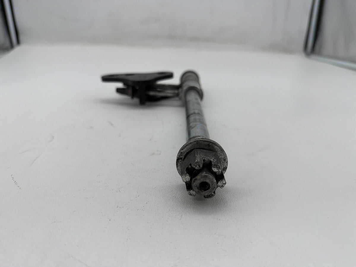 1995 Harley Electra Glide Touring Classic OEM Rear Wheel Axle Bolt Shaft