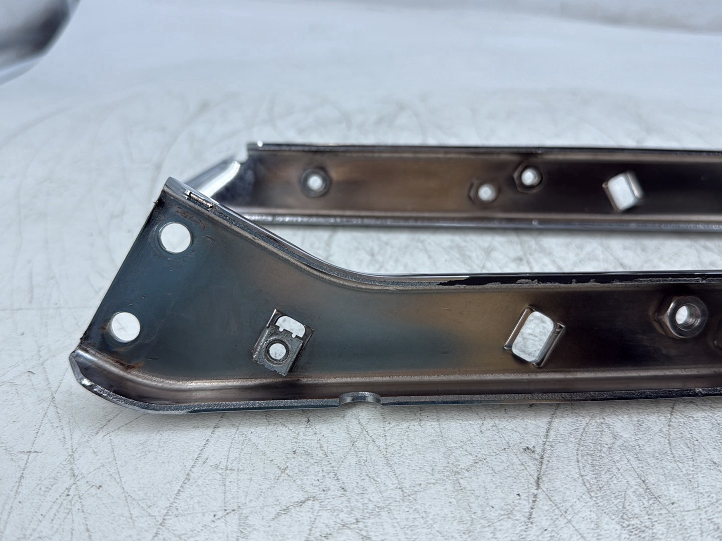 07 Harley Touring Electra Glide OEM Left &amp; Right Saddlebag Mount Brackets