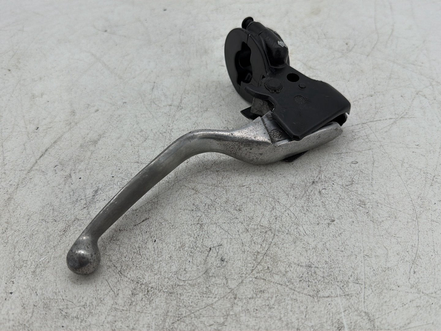 2009 Harley Street Glide Touring FLHX OEM Front Left Hand Clutch Control Lever