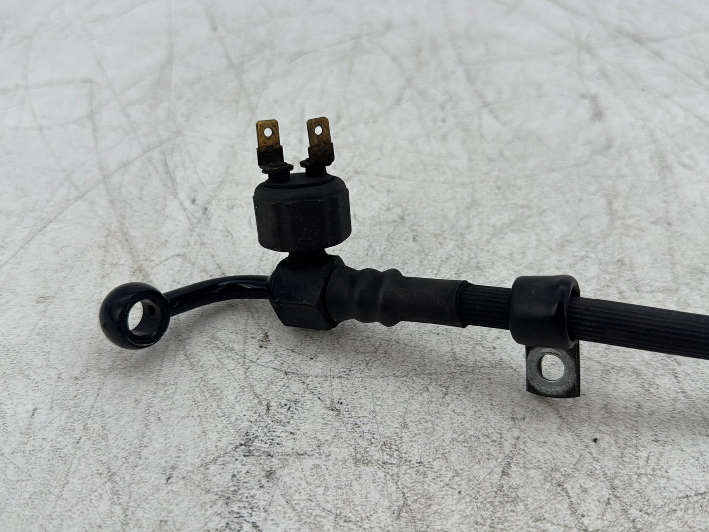 2003 Harley Dyna Wide Glide FXDWG OEM Rear Brake Hose Line Pipe