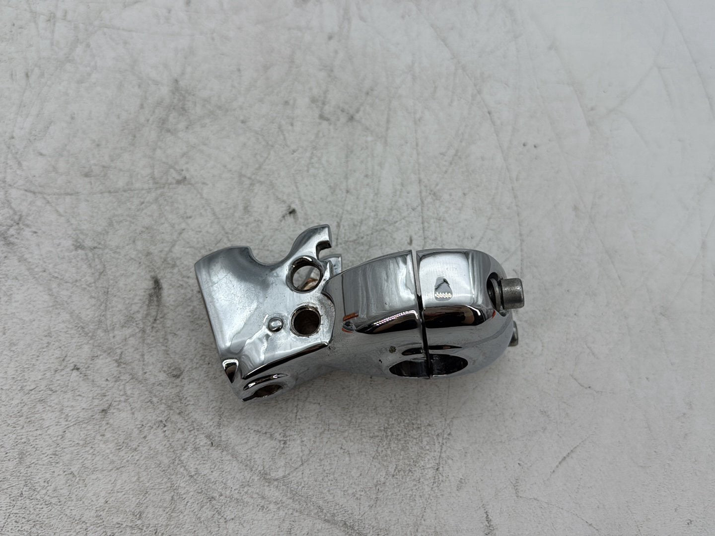 1998 Harley Softail Custom FXSTC OEM Clutch Hand Lever Clutch Perch 38608-96