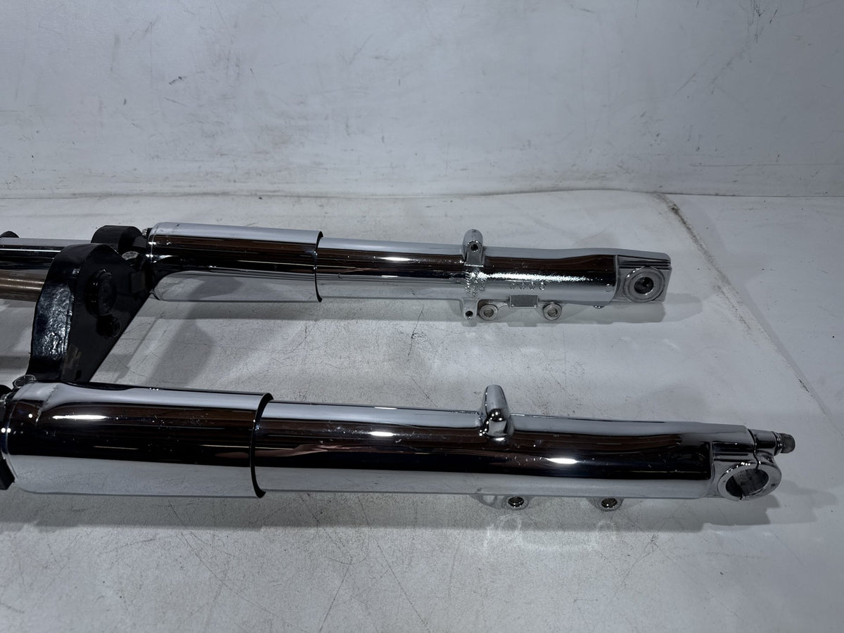 02 Harley Electra Glide Touring Front Triple Tree Set & LH RH Fork Legs Sliders