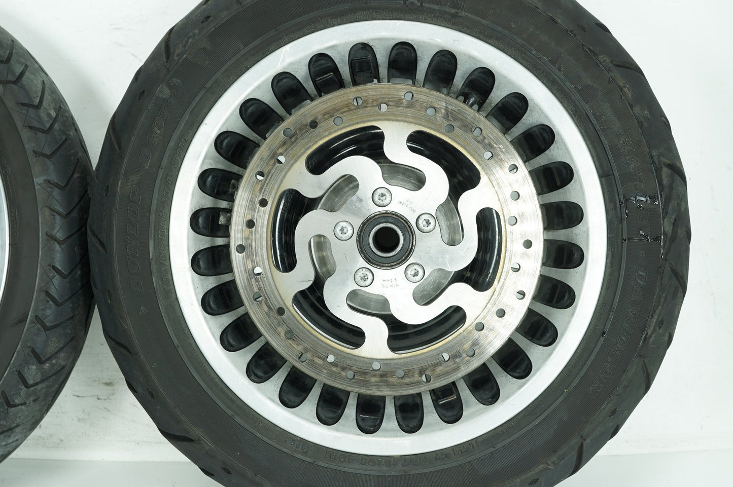 2008 - 2016 Harley-Davidson Touring Electra Glide Classic Front & Rear Wheel Rim Tire  	43402-09A