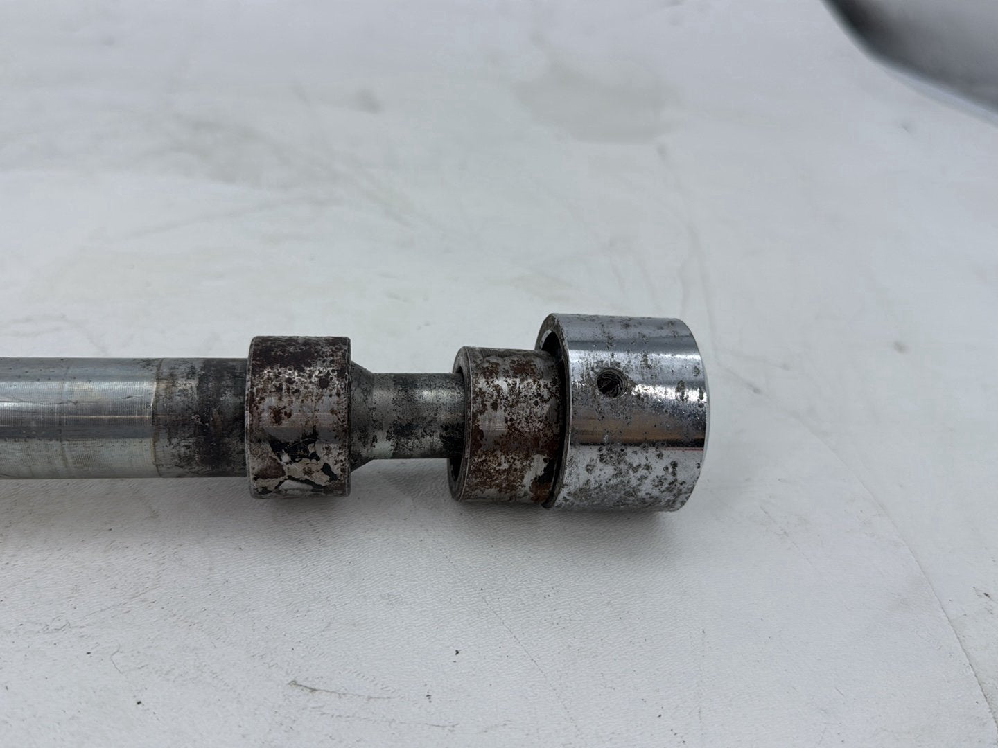 2005 Harley Road Glide Touring FLTRI OEM Front Wheel Axle Bolt Shaft