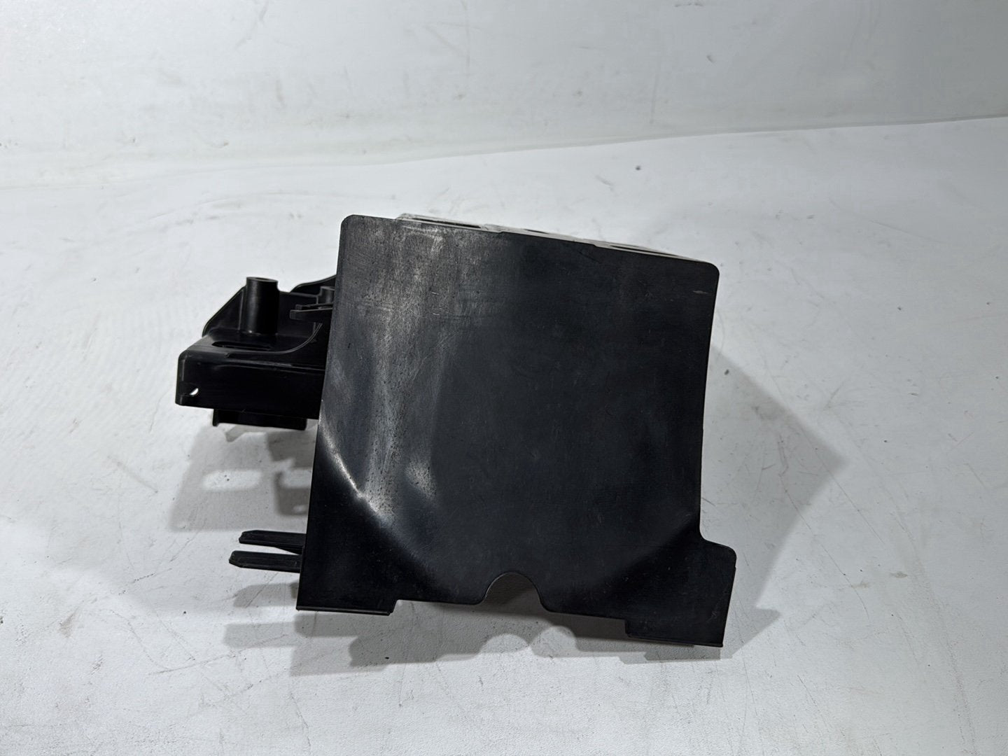 2010 Harley Street Glide Touring FLHX OEM Battery Tray Box Holder 66281-09B