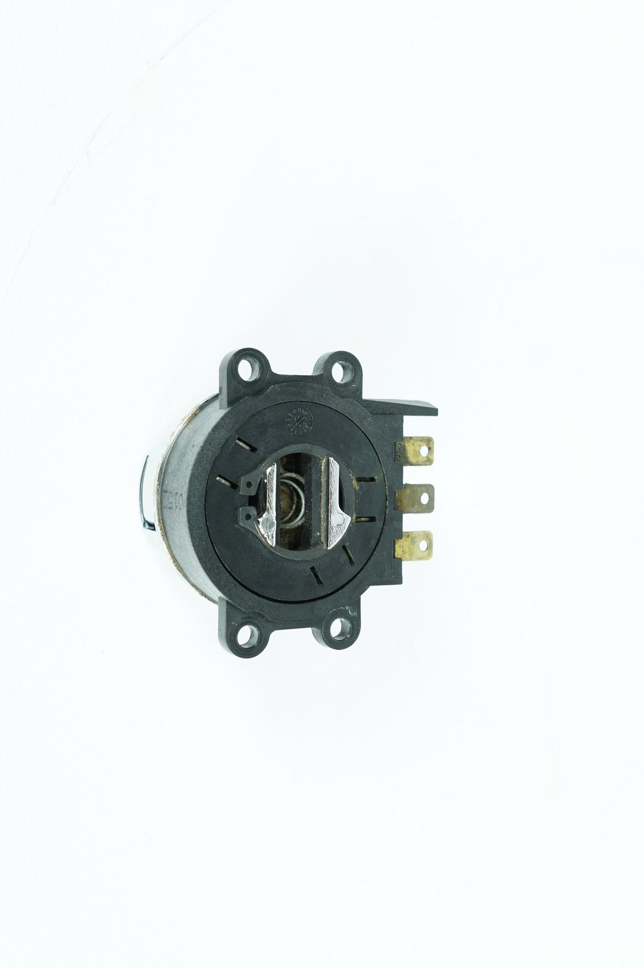1999 - 2006 Harley-Davidson Dyna Wide Glide Ignition Switch Cylinder Barrel Lockset NOKey  	71450-04