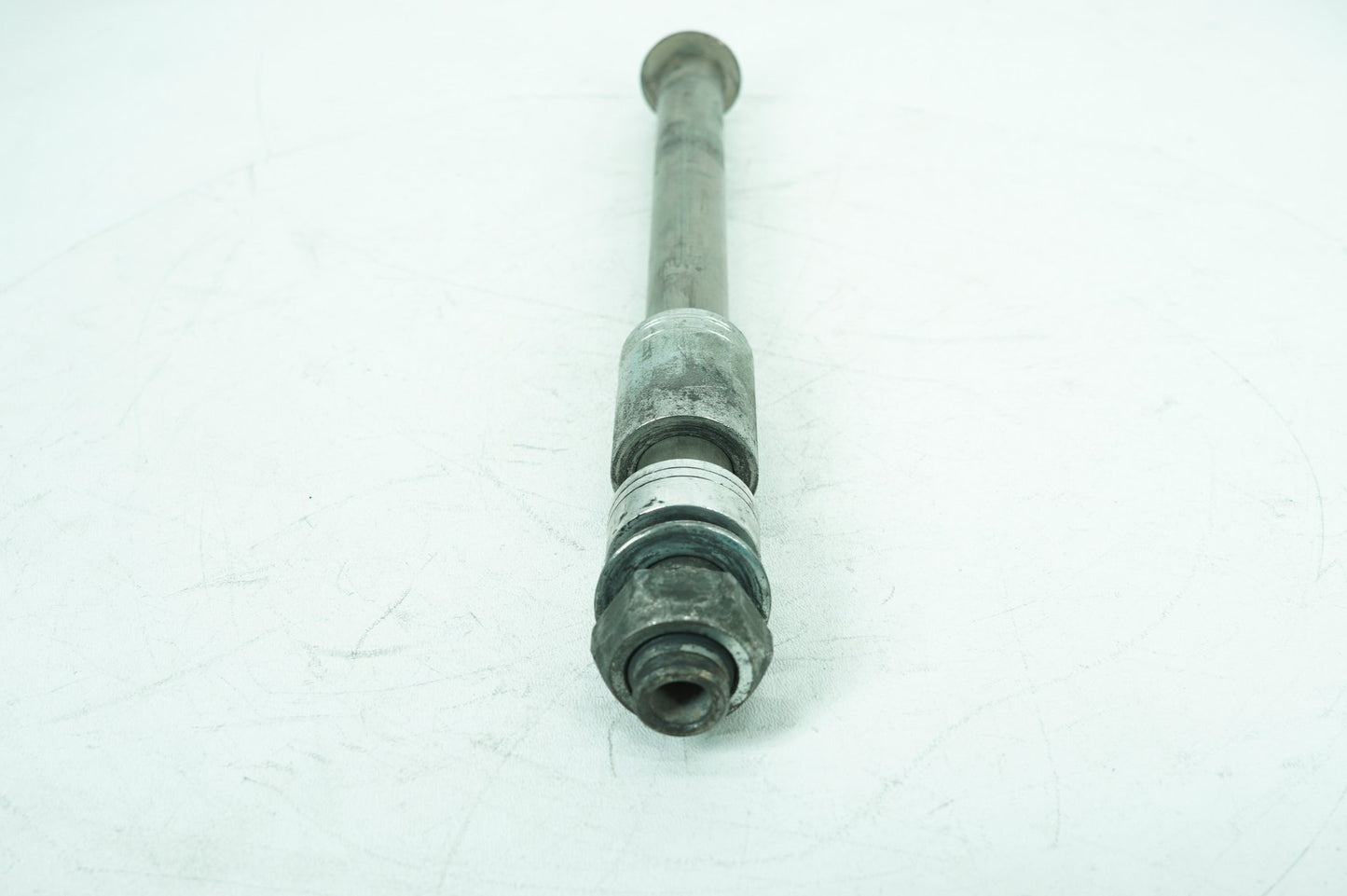 2007 - 2014 Harley-Davidson Dyna Super Glide Custom Rear Wheel Axle Bolt Shaft 41114-08