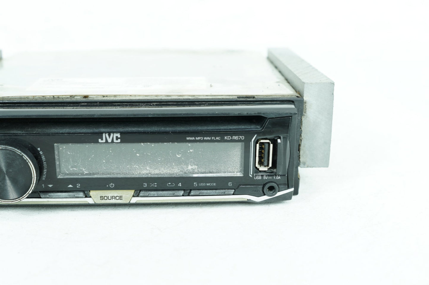 1999 - 2006 Harley-Davidson Touring Electra Glide CD Changer Radio Player KD-R670