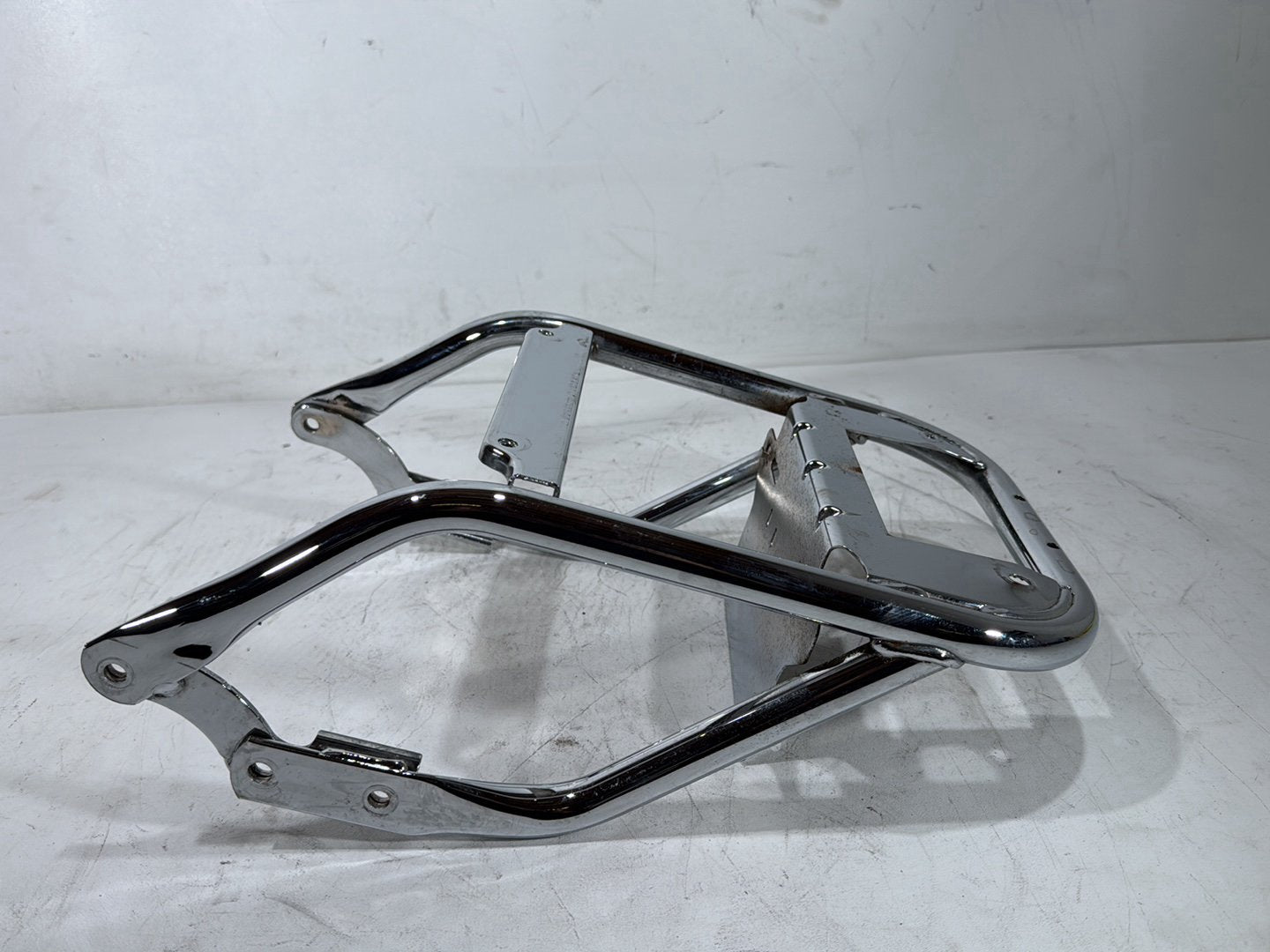 2013 Harley Electra Glide Touring Ultra FLHTCUI OEM Rear Back Luggage Rack Storage Baggage Bar