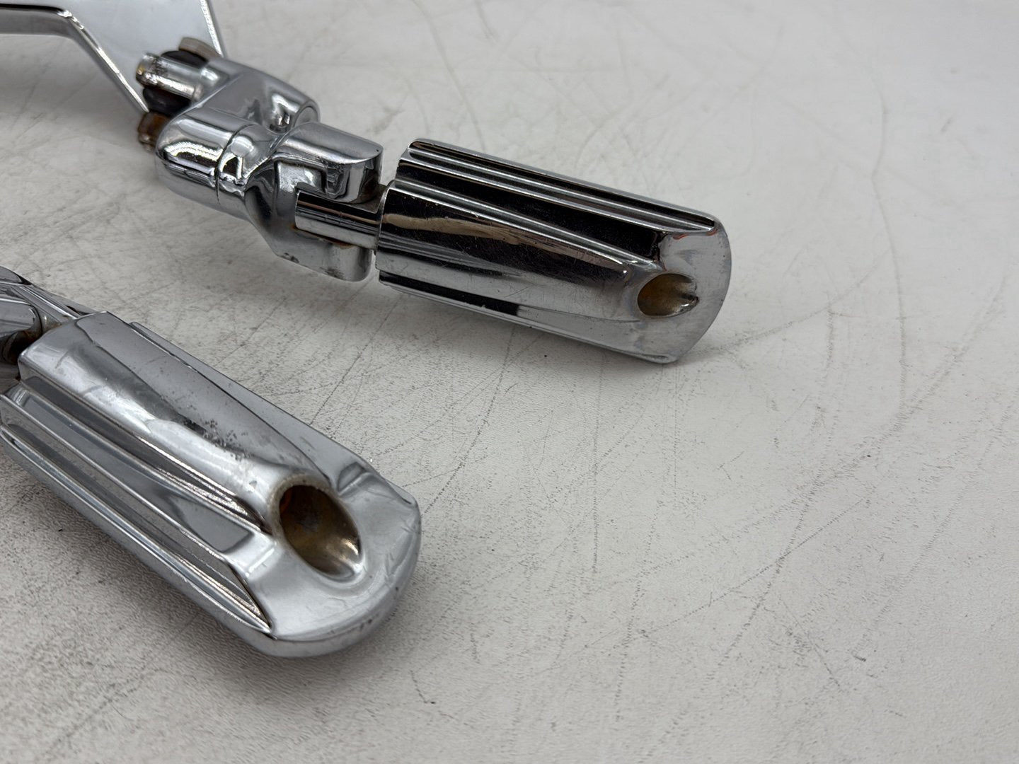 2000 Harley Dyna FXDWG Wide Glide OEM Left & Right Step Foot Rest Pegs