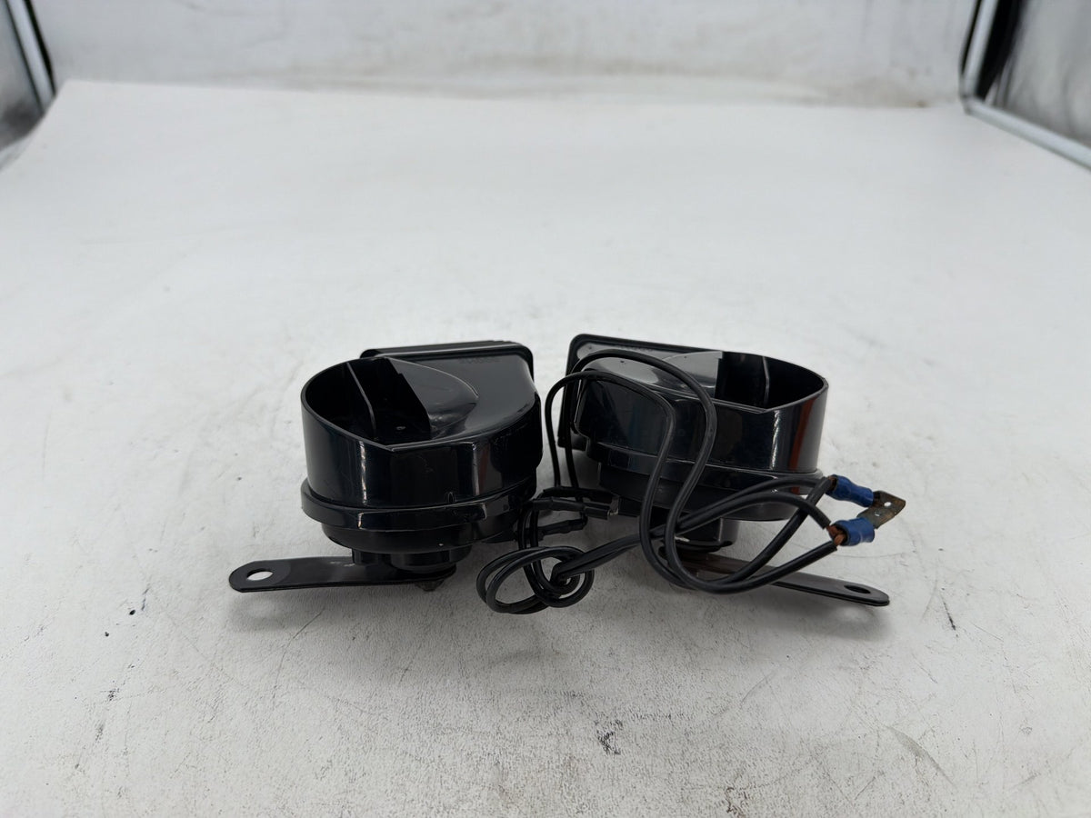 2006 Harley Road King Touring Custom OEM Signal Horn Klaxon Beep