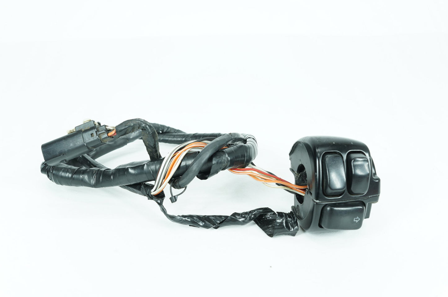 2007 - 2012 Harley-Davidson Softail Standard Right Engine Start Kill Switches Controls  	71684-06A