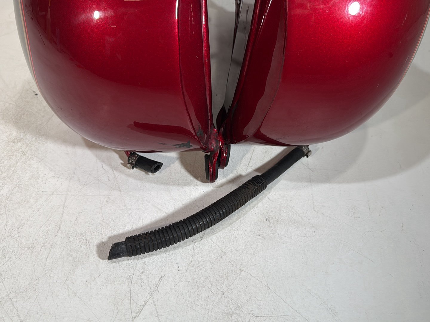 1986 - 1998 Harley-Davidson Softail Heritage Classic Fuel Gas Tank Gasoline Reservoir 61228-97 , 61426-97