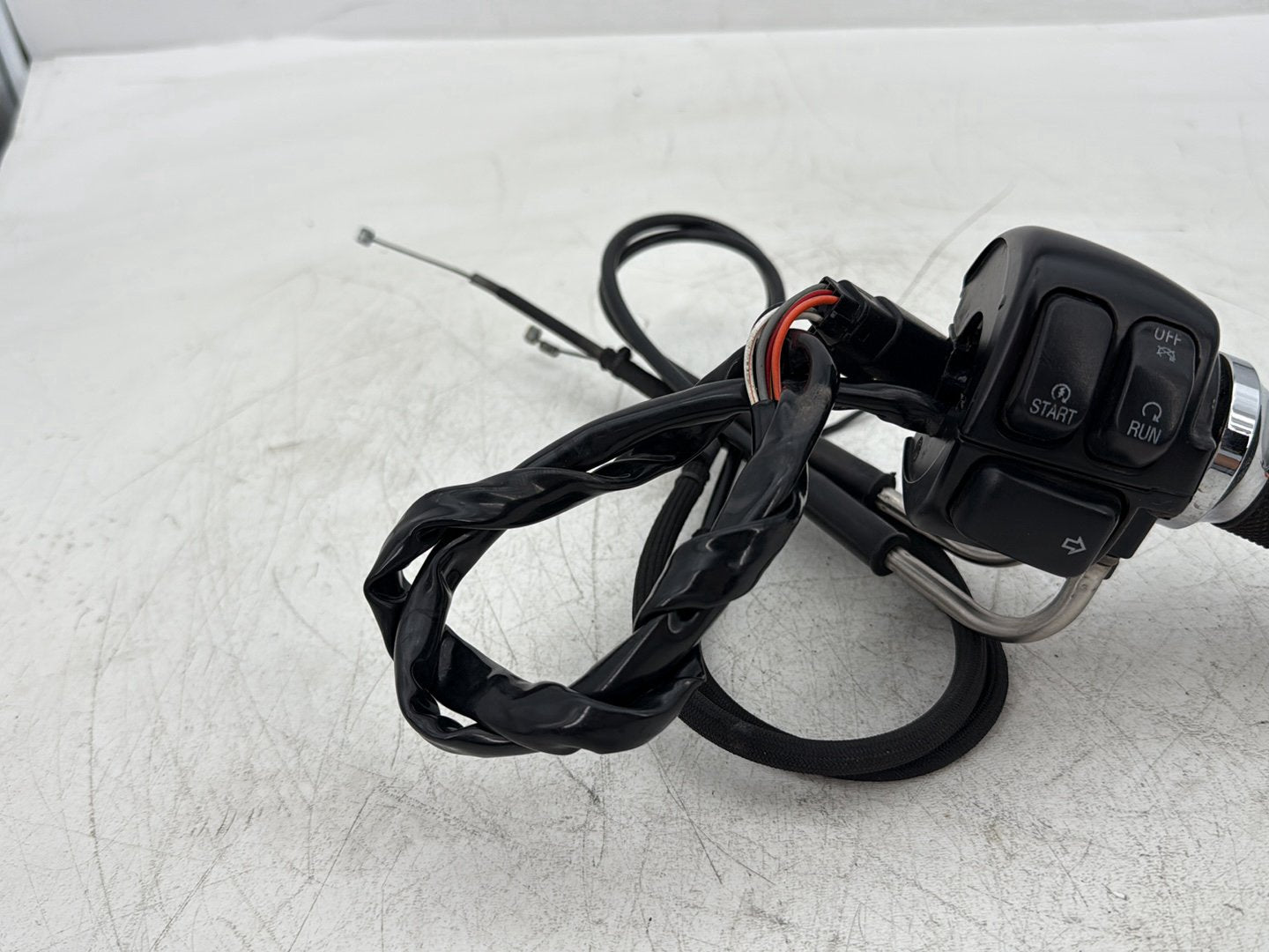 2008 Harley Dyna FXDL Low Rider Anniversary OEM Right Engine Start Kill Switches Controls