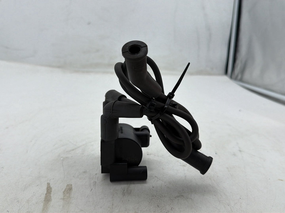 2011 Harley Road Glide Touring FLTRX OEM Ignition Coil Spark Plugs Cable