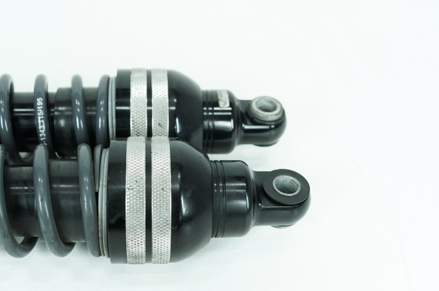 2007 - 2012 Harley-Davidson Touring Street Glide Rear Left Right Shock Absorbers Progressive Suspension