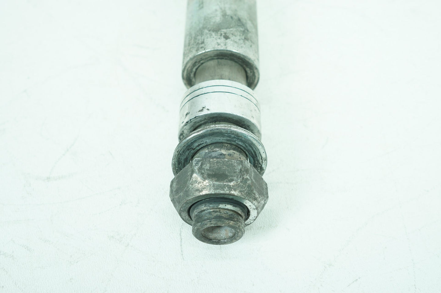 2007 - 2014 Harley-Davidson Dyna Super Glide Custom Rear Wheel Axle Bolt Shaft 41114-08