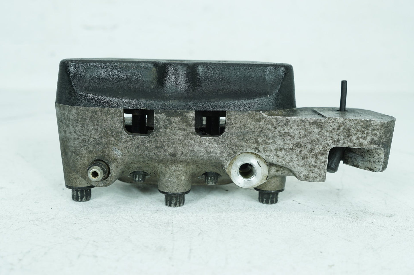 1999 - 2006 Harley-Davidson Touring Electra Ultra Classic Rear Back Brake Caliper 44016-00D