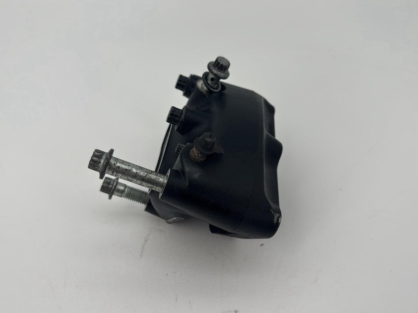 1999 - 2006 Harley-Davidson Touring Electra Glide Classic Front Right 1 Brake Caliper 44023-00C