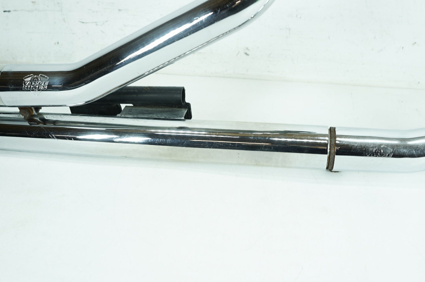 2000 - 2006 Harley-Davidson Softail Heritage Classic Exhaust Header Pipes Vance & Hines 65401-00B