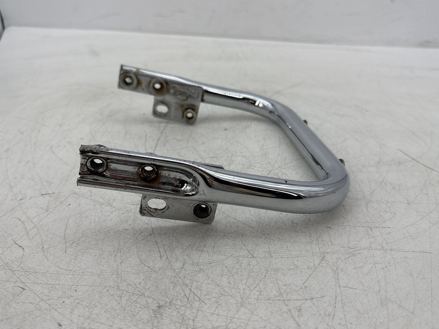 2006 Harley Electra Glide Touring Classic FLHTCI OEM Rear License Plate Support Bar Holder