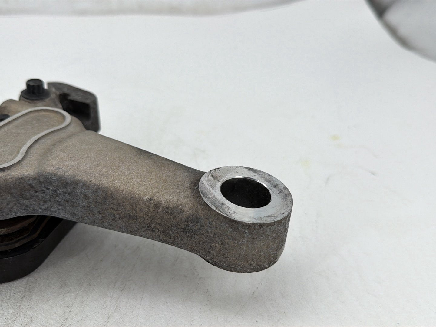 2006 Harley Electra Glide Touring FLHT OEM Rear Back Brake Caliper