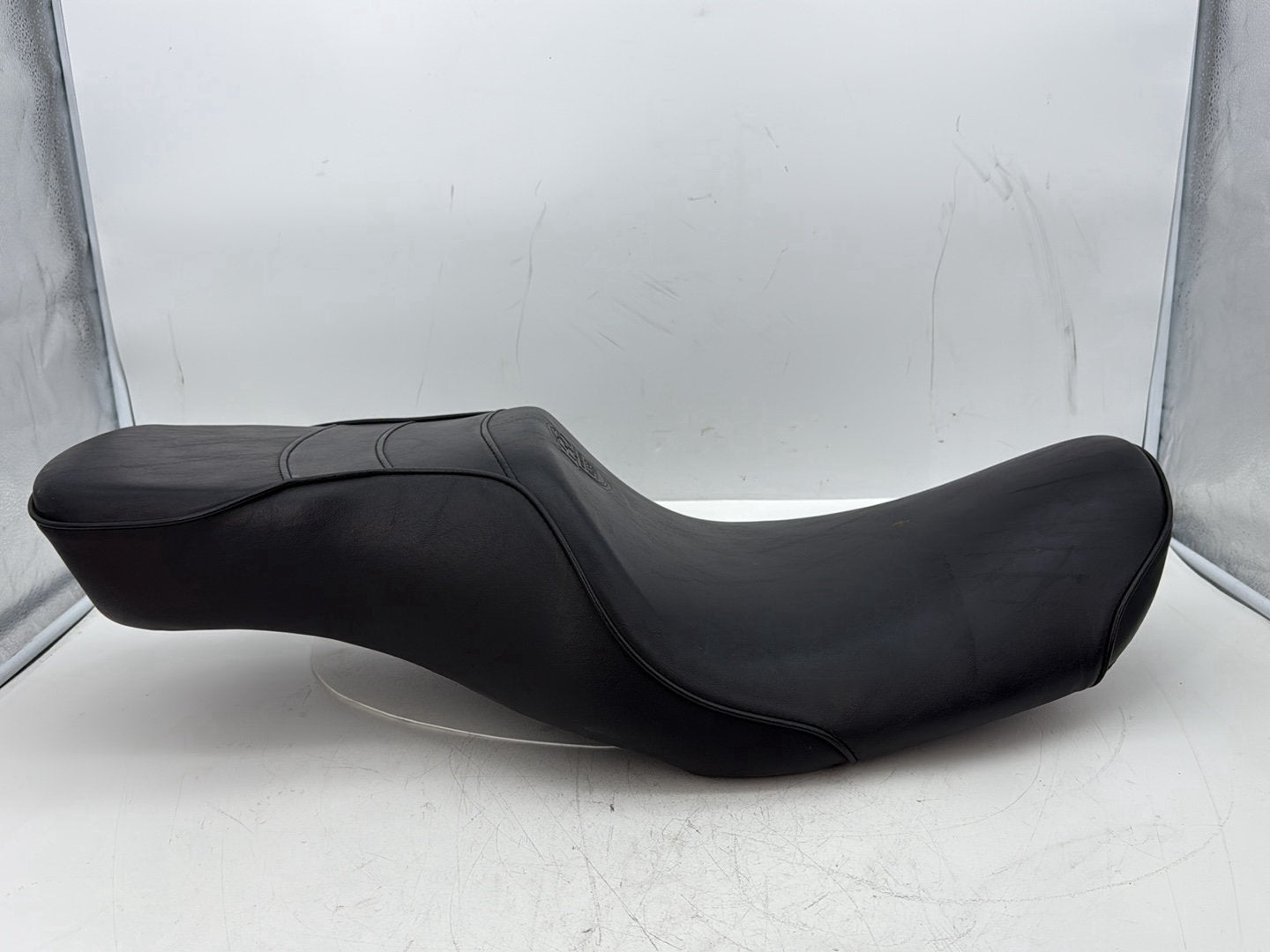 2002 Harley Dyna FXD Super Glide OEM Passenger Rider Driver Seat Saddle