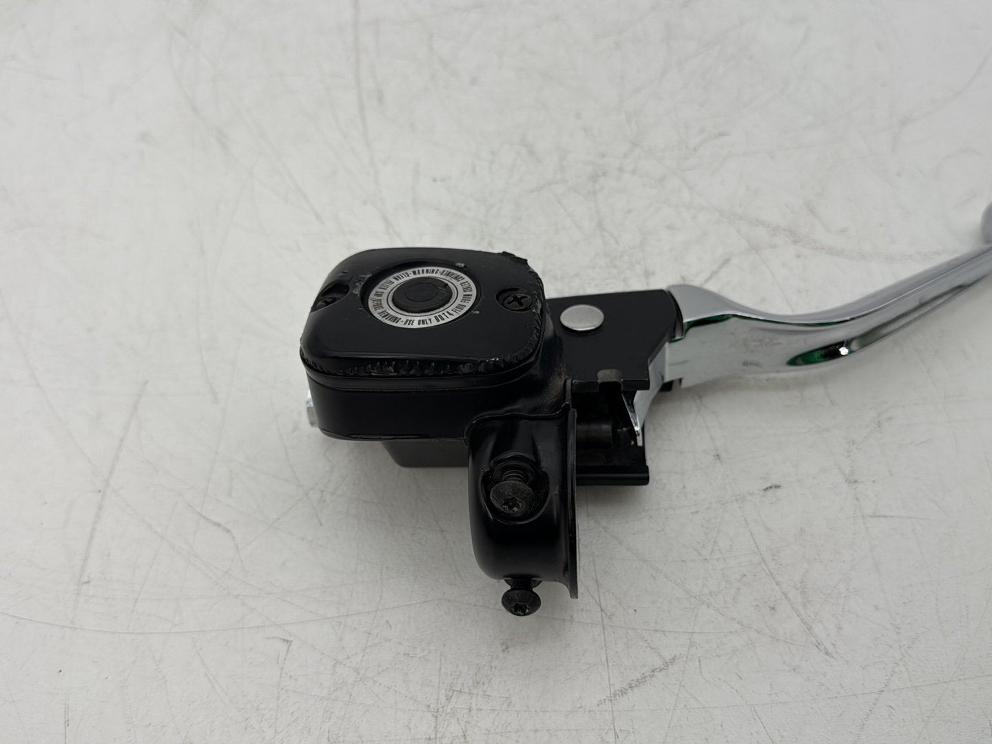 2005 Harley Touring FLHRCI Road King Classic OEM Front Right Brake Lever Master Cylinder