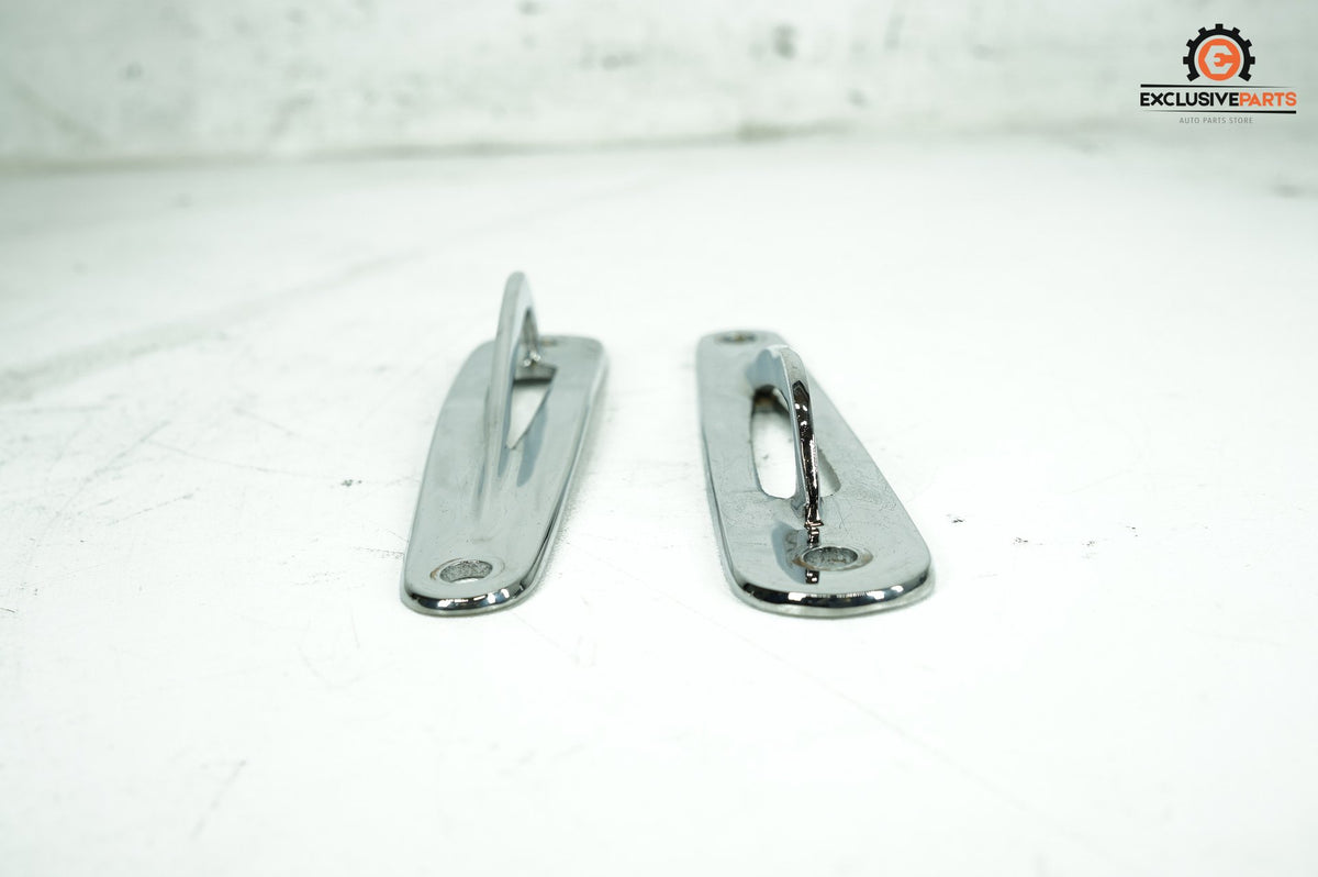 2010 Harley-Davidson Touring FLHTCU - Fairing Support Bracket Mounting Holder