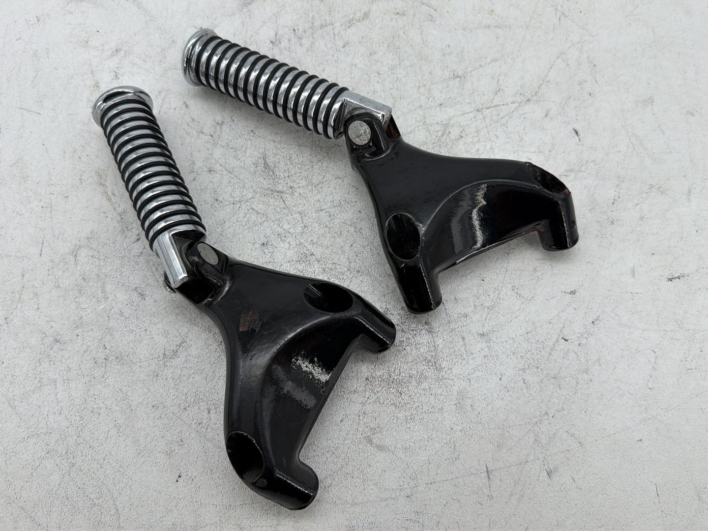 2006 Harley Sportster 1200 Custom XL1200C OEM Passenger Left & Right Foot Pegs