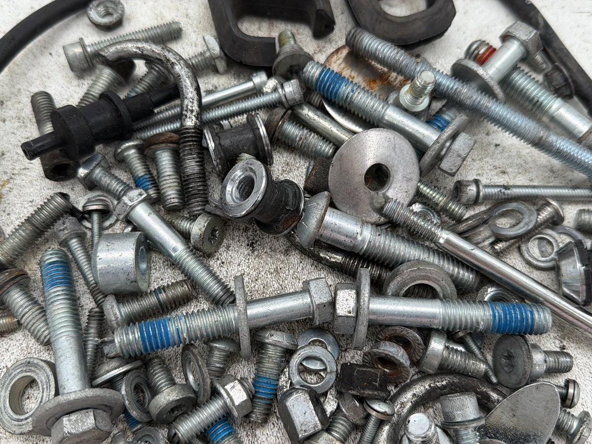 2014 Harley Dyna Low Rider FXDL OEM Hardware Bolts Nuts & Brackets