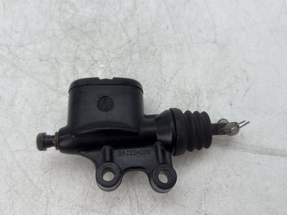2010 Harley Street Glide Touring FLHX OEM Rear Brake Master Cylinder Reservoir