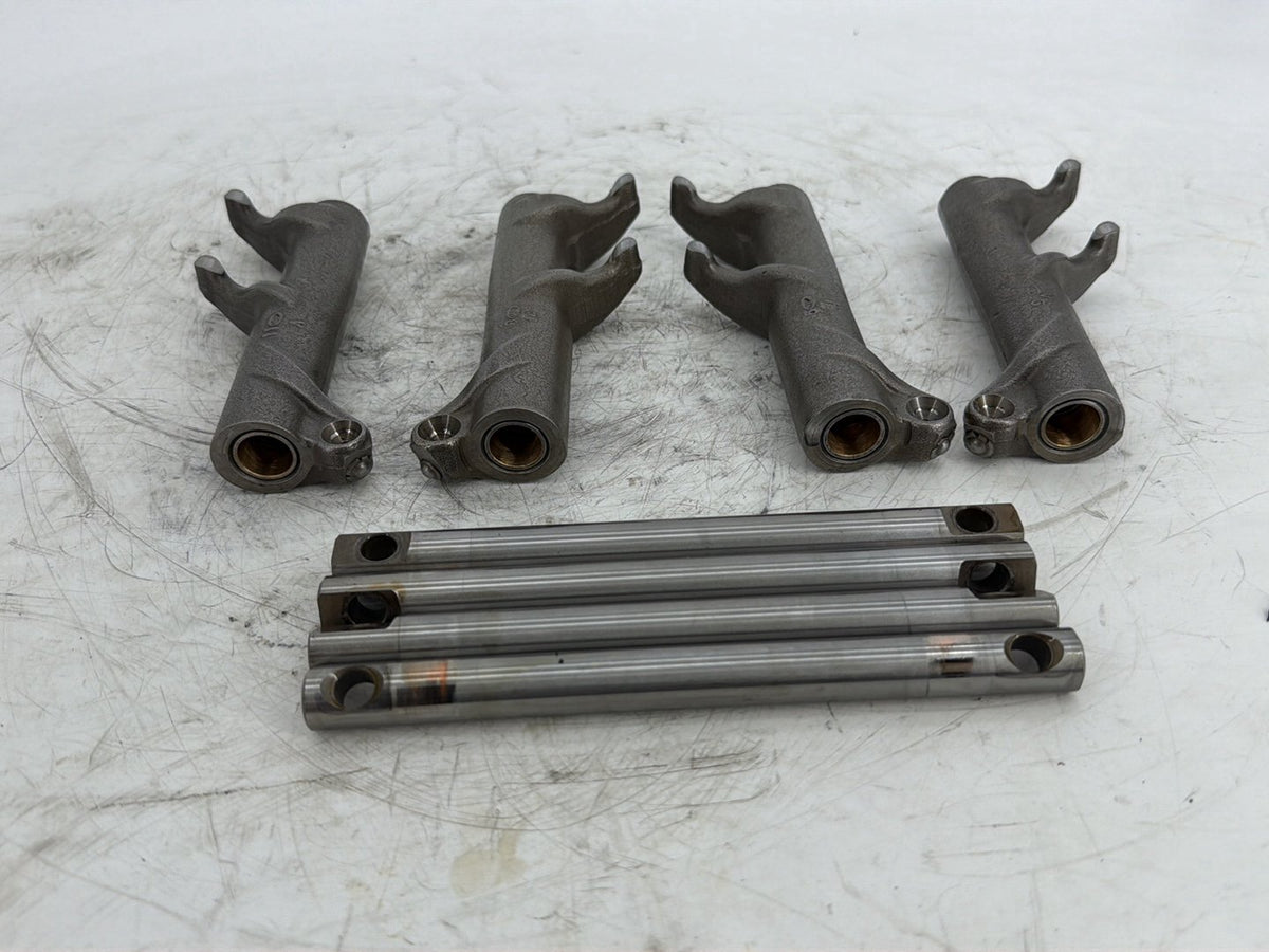 2017 Harley Touring FLHXS Street Glide OEM Engine Twin Cam 1 Rocker Arm 17300053